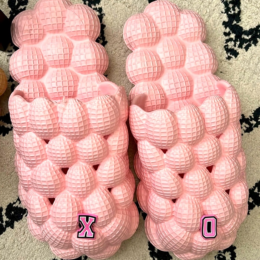 Unisex bubble slippers.  All sizes & colors available.